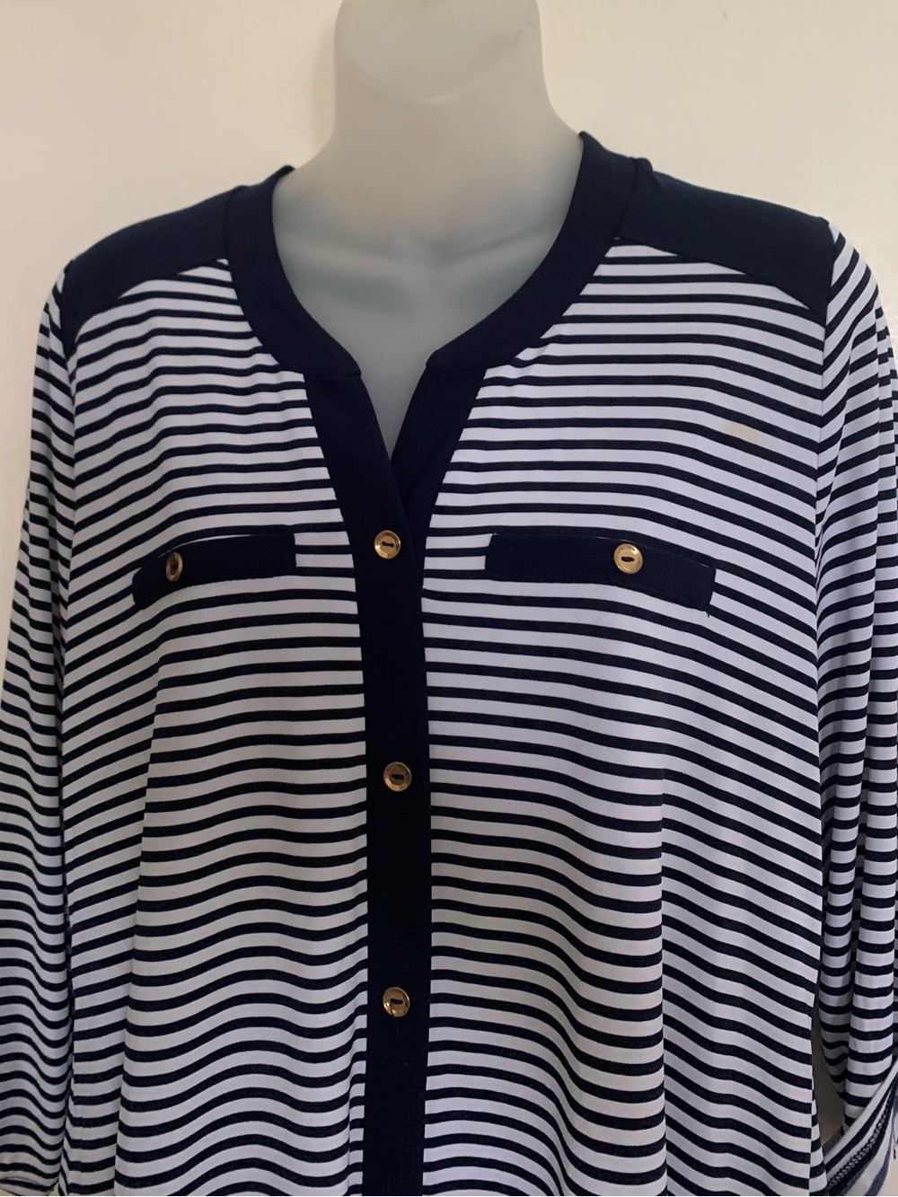 EUC Elie McCarthy Shirt Blouse 3/4 Tab Sleeve Navy Striped PETITE Size PXL